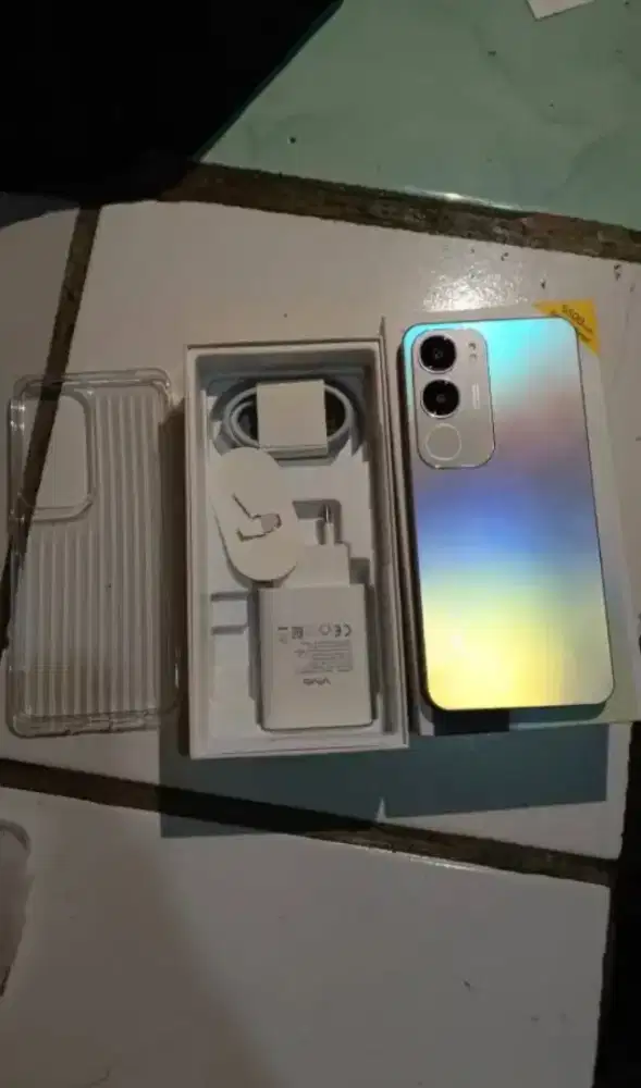 Vivo y19s ram 4+4/128 msh baru Pemakean 2 Minggu mullus SPT baru