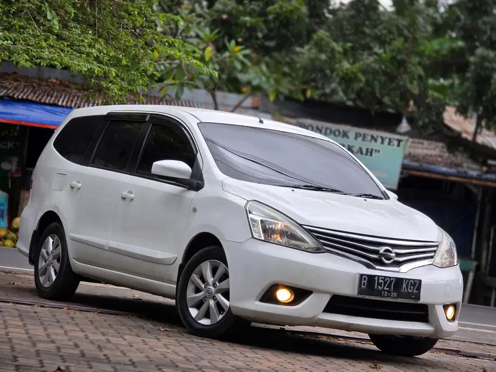 ‼️DP9jt‼️ Livina XV Matic 2014 Termurah