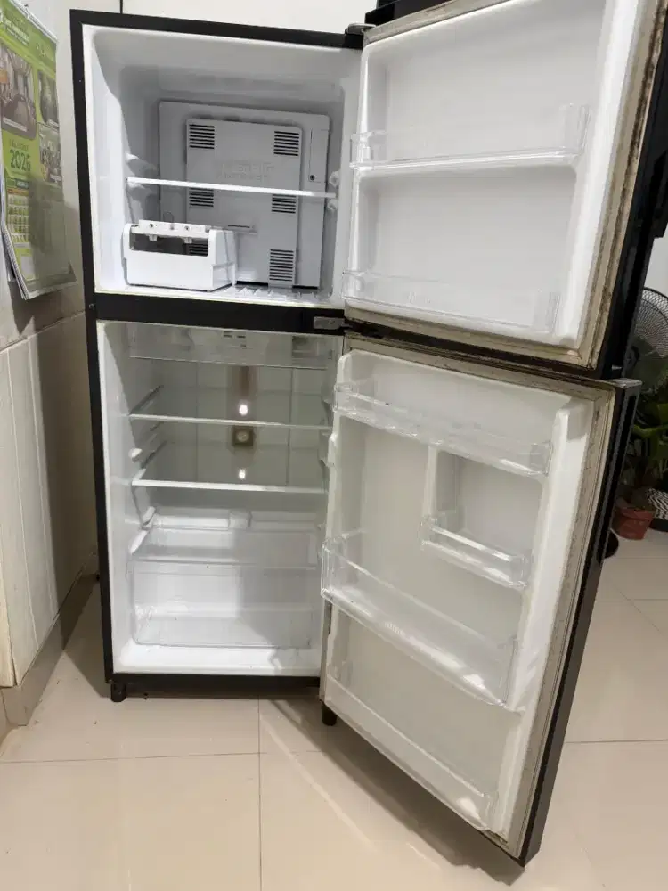 Kulkas 2 Pintu Panasonic NR-B299S