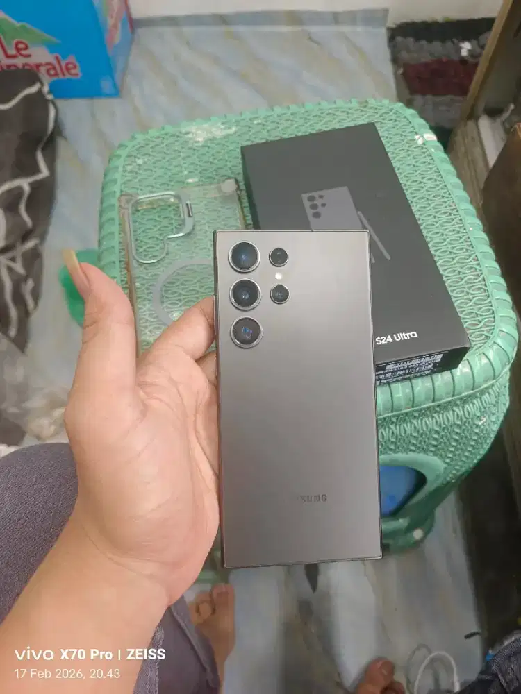 Samsung s24ultra 12/256