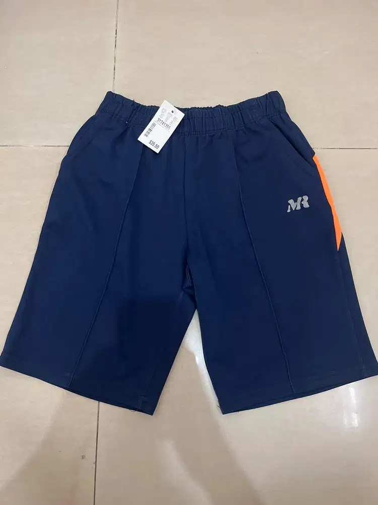 Prelove celana olahraga