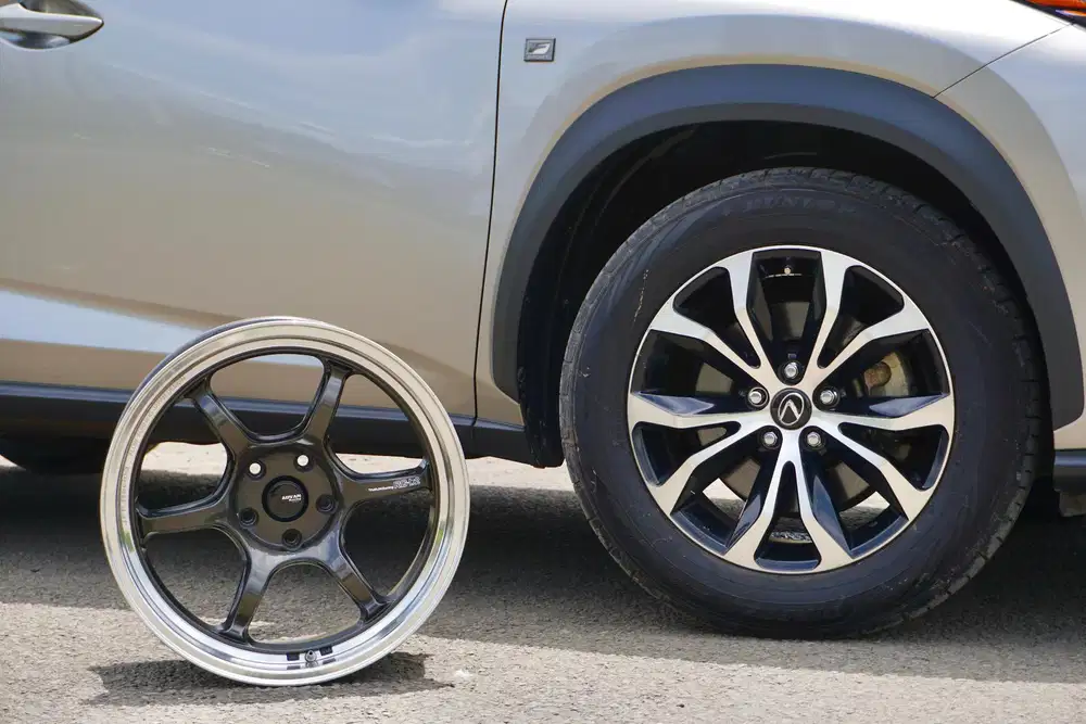 Lexus NX200t 
F-Sport 2.0T 2017