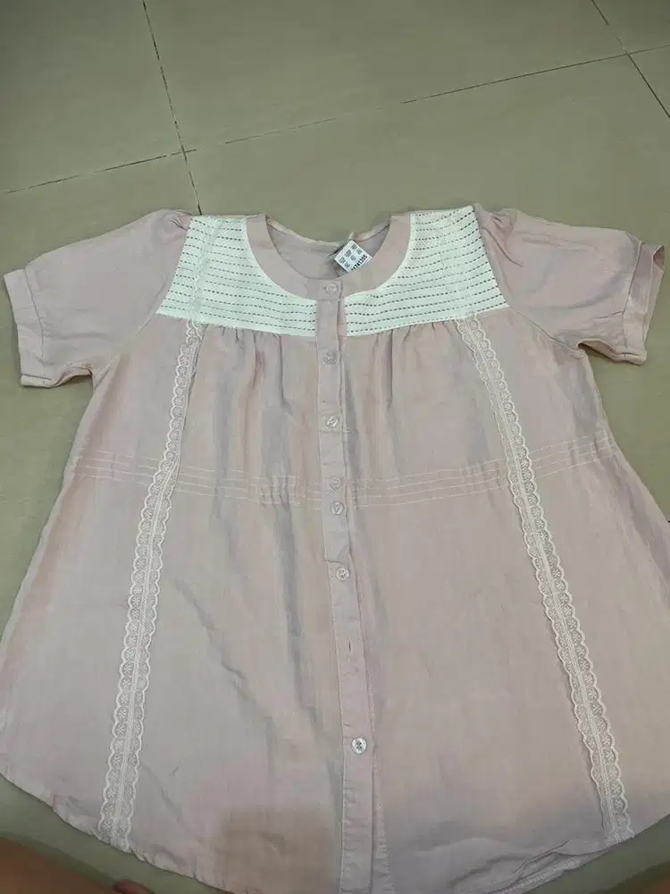 Prelove baju wanita pink soft