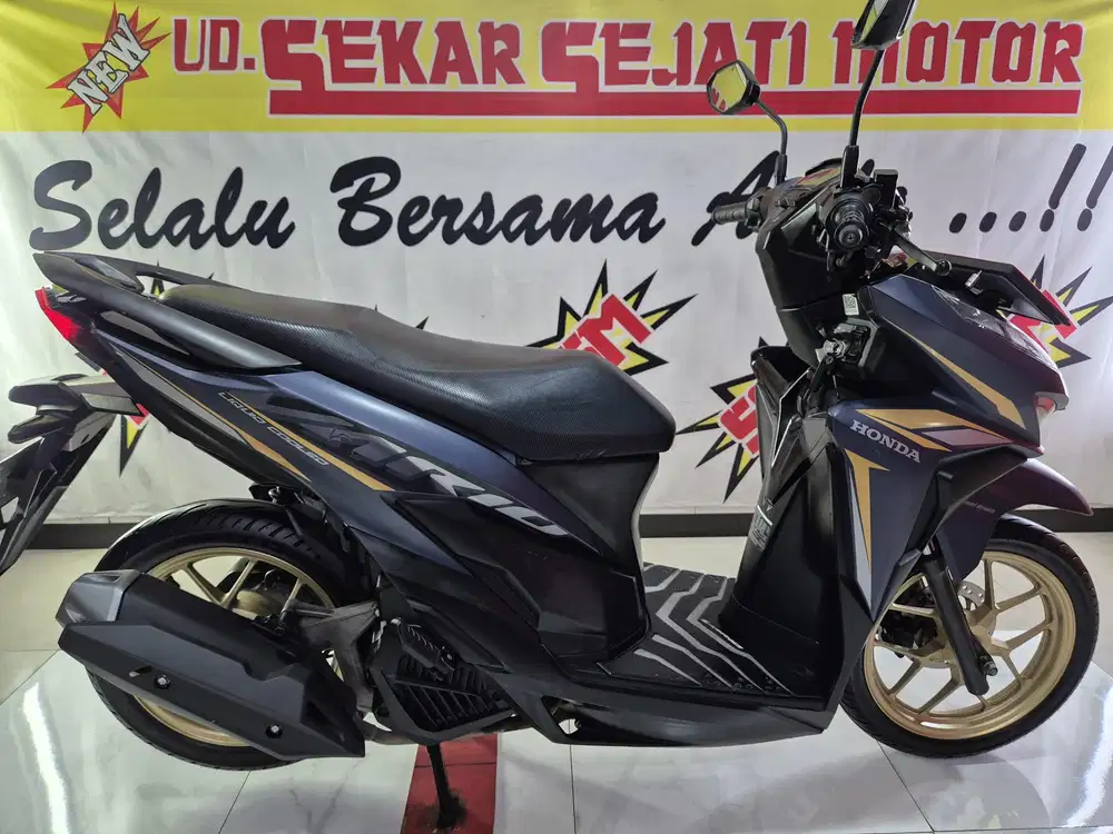 New LED Vario 125 iss mette Blue