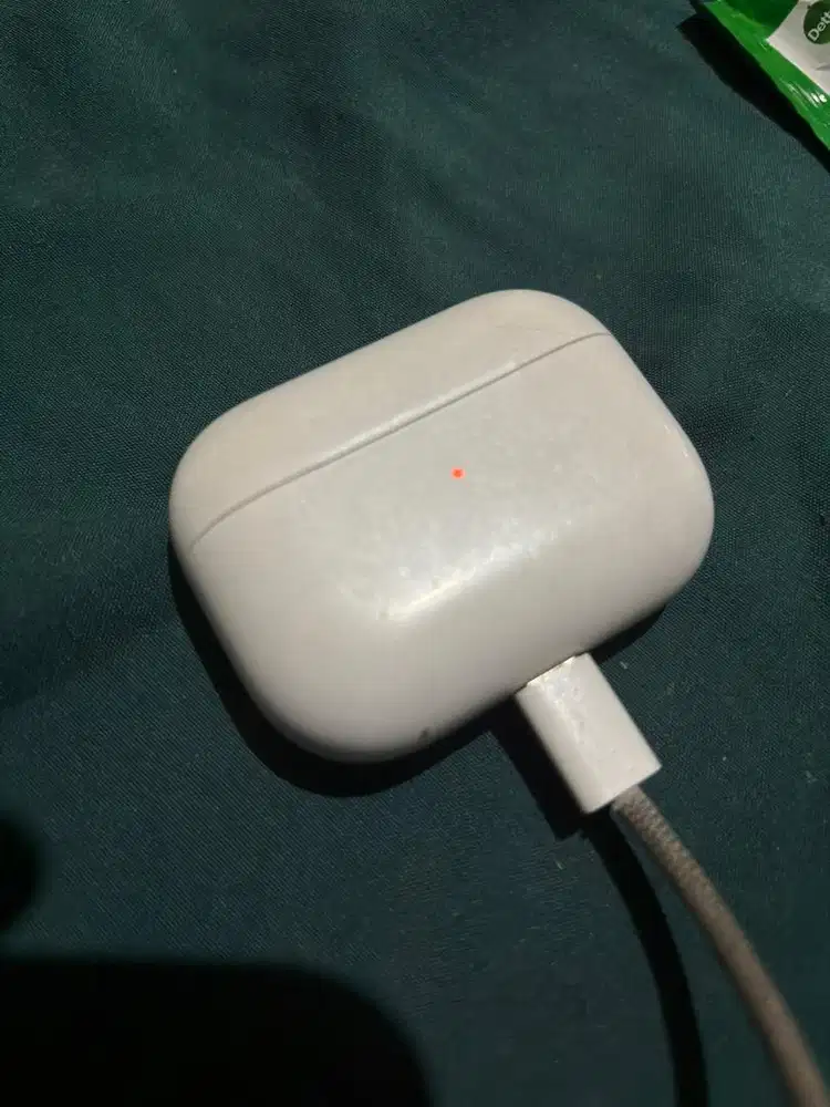 Airpods Pro 2 with USB C (tanpa earbuds)