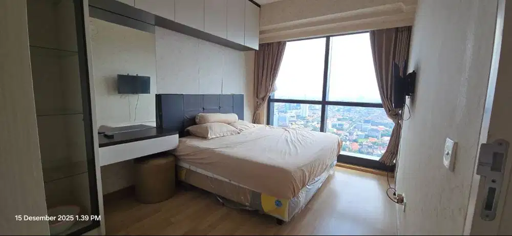 Sewa Apartemen Premium The Peak Tunjungan Plaza Surabaya - View Keren!