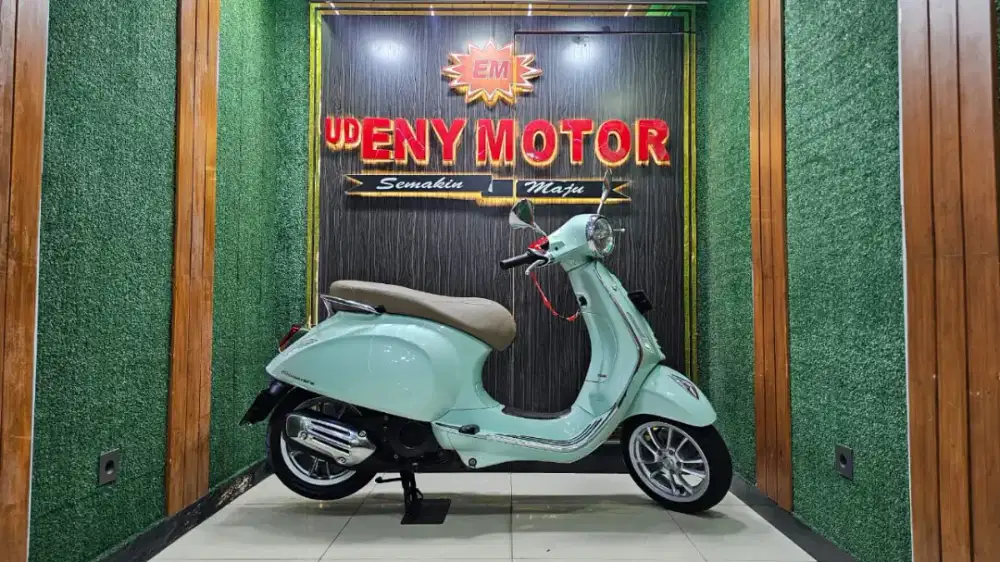 UD ENY MOTOR - Piaggio Vespa Primavera thn 2021 mulus