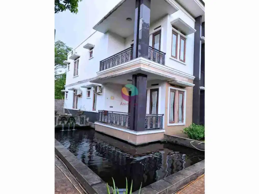 Dijual cepat rumah hook 2 lantai furnish dekat pintu tol di legenda wisata