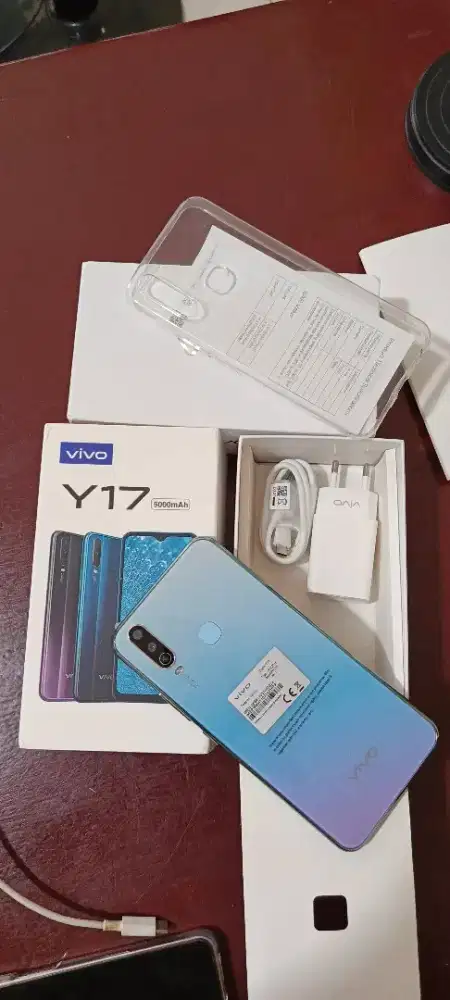 Vivo y17 8/256 baru