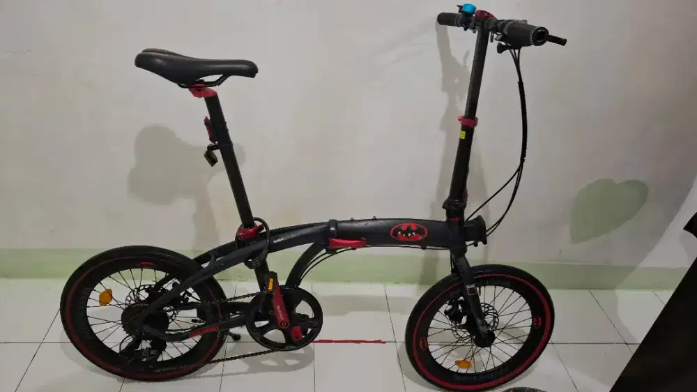 Folding Bike Pacific Noris 2.0 Batman 20 inch Alloy 8 Speed Disc Brake
