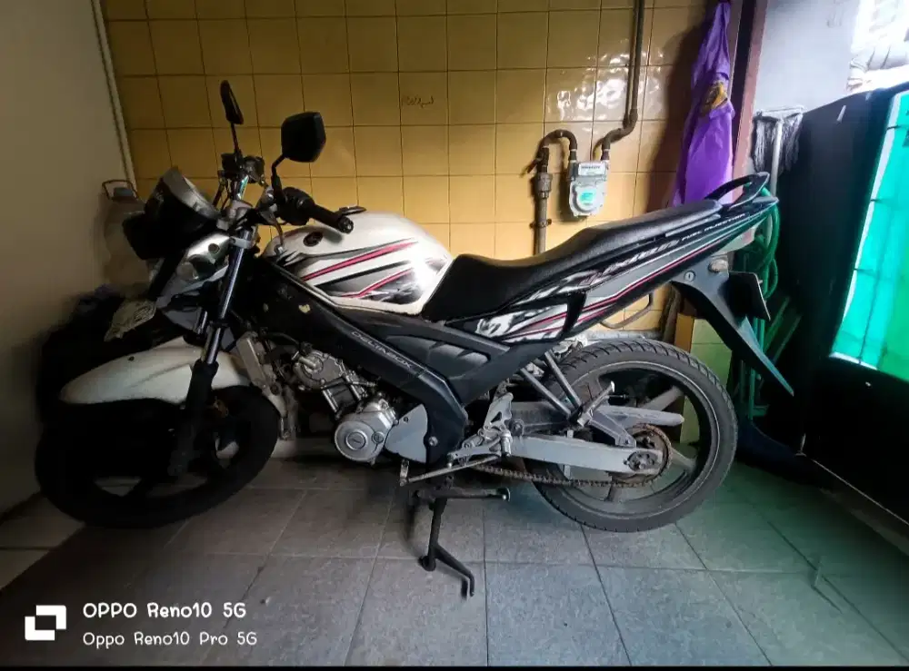 Di Jual Motor Yamaha Vixion 2011