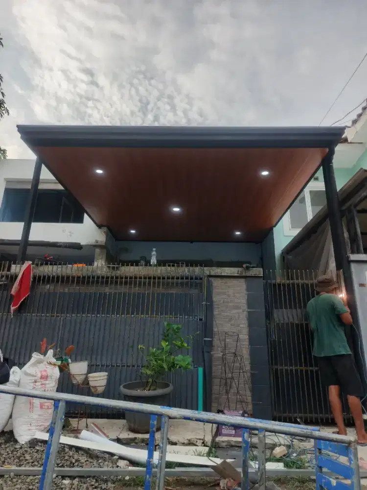 Kanopi atap alderon dan plafon pvc rangka besi holo galvanis