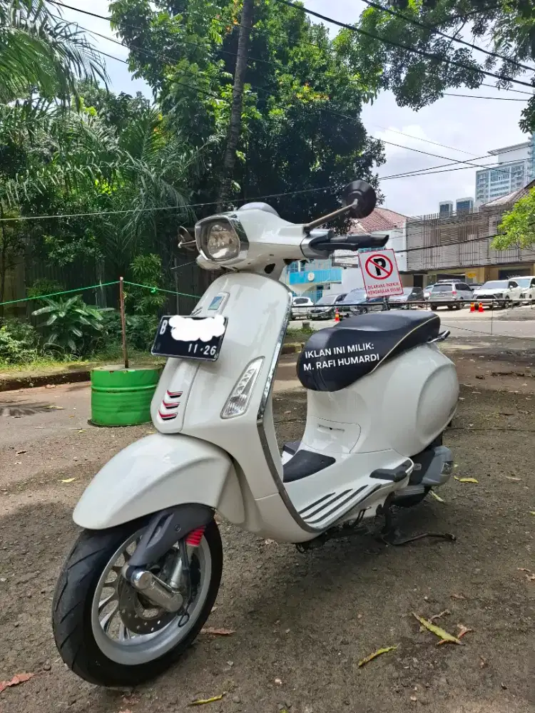 Vespa Sprint iGet 2016 Mulus