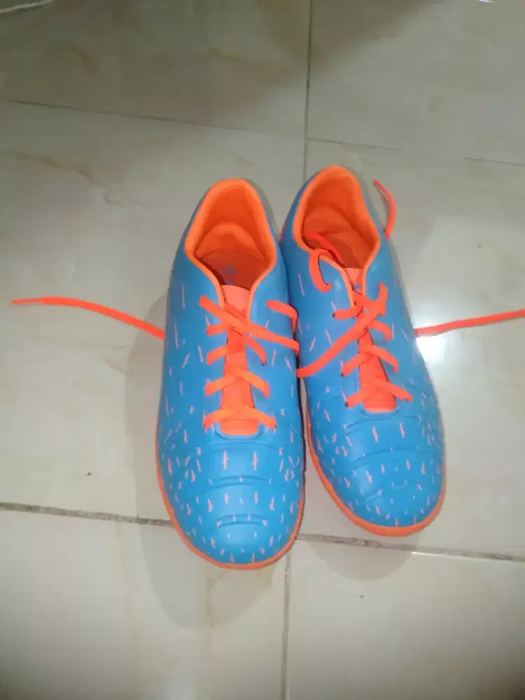 Sepatu futsal  anak