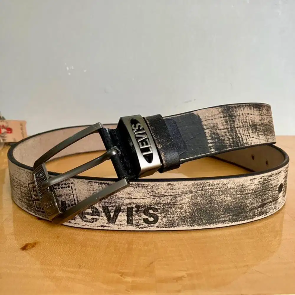 Sabuk / Belt Levis Vintage [ Kulit Asli ]