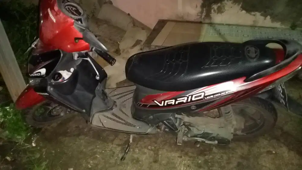 Jual motor honda vario 2008