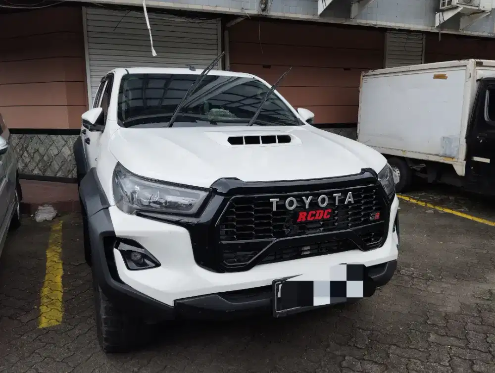 Dijual Toyota Hilux Double Cabin 4x4 2017