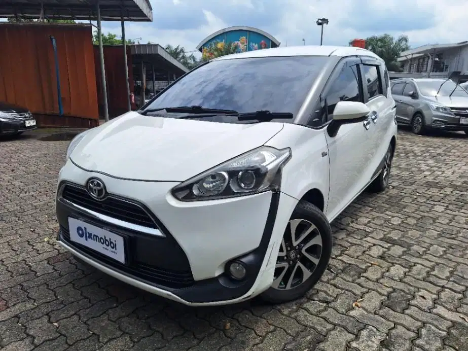 Kondisi Terawat Toyota Sienta 1.5 G Bensin-MT 2017 SGU