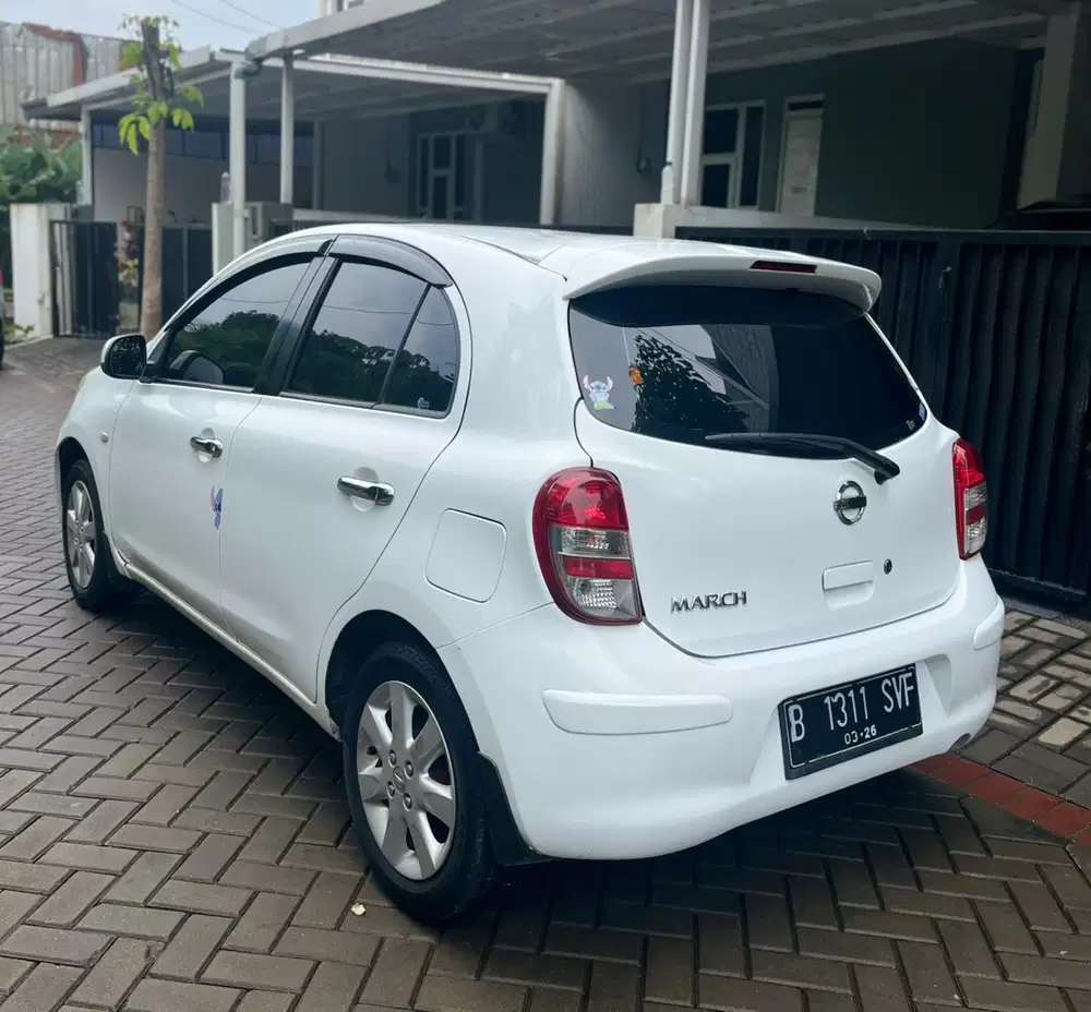 Nissan March 2013 Bensin