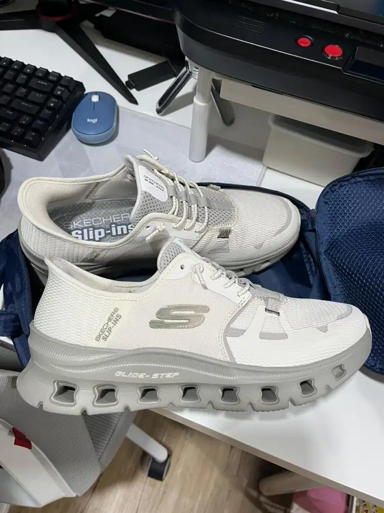 Skecher Glide Step Slip-ins