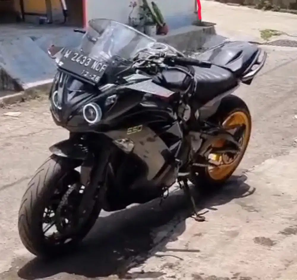 Moge Kawasaki ER6F Sport Full Paper Full Modif siap Pakai COD Jogja