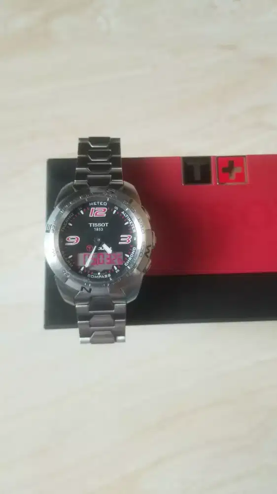 Tissot t touch big 44mm crystal sapphire