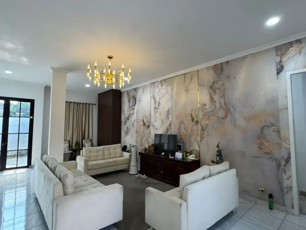 Dijual Rumah SHM 2 Lantai Villa Melati Mas Residence Tangerang