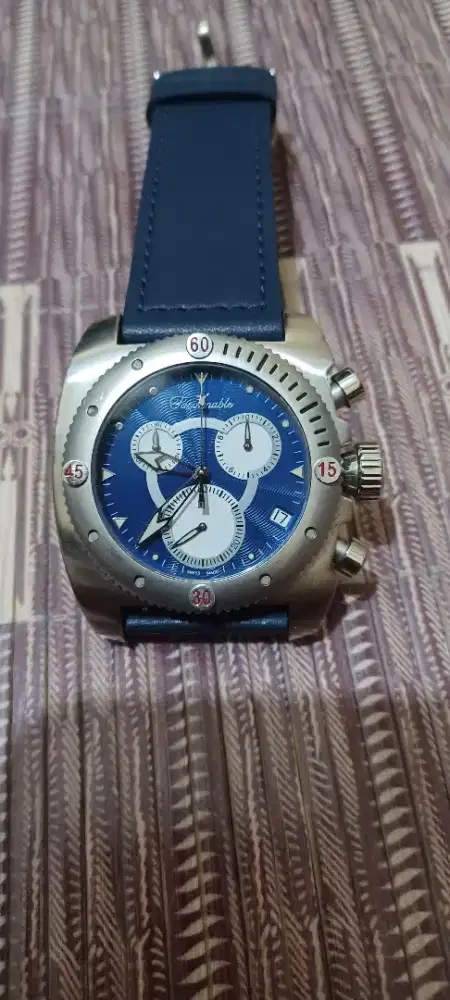 Jam tangan Faconnable