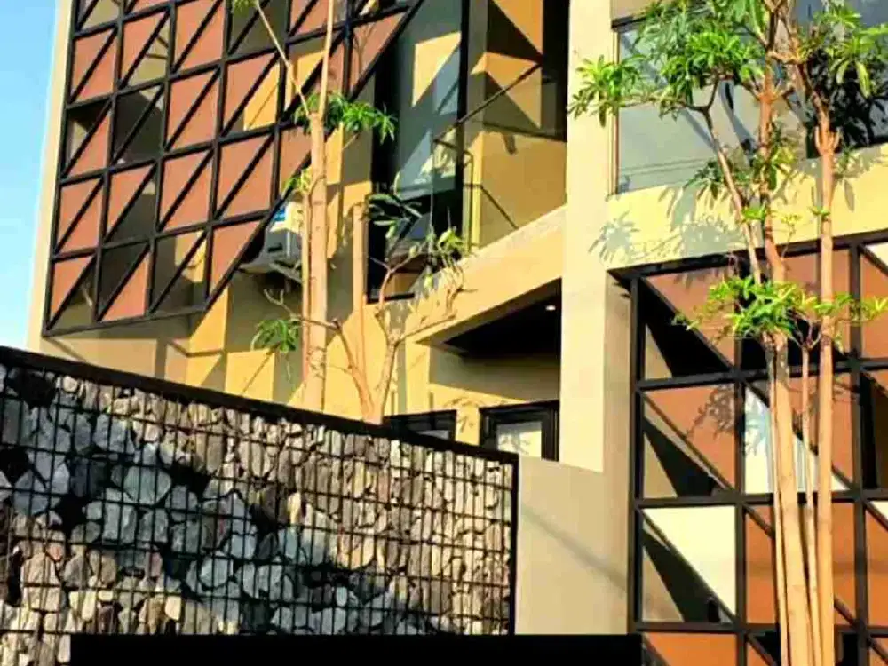 rumah unik desain japanese style di area solo baru