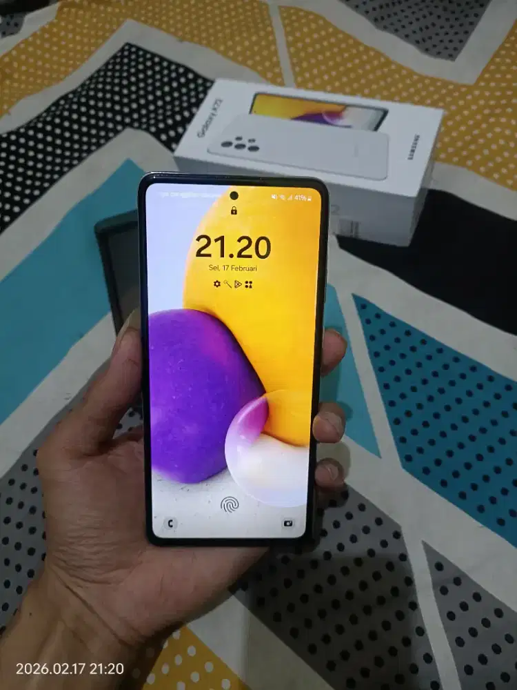 Samsung a72 8/256