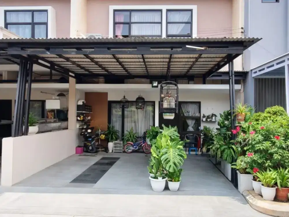 Rumah di Royal Oak Town House, Jatiraden Kranggan, Jatisampurna, Bekasi