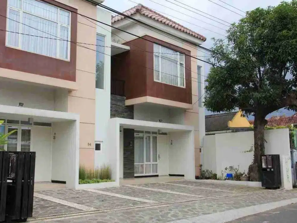 DIJUAL HOMSTAY FULL FURNISED TENAGAH KOTA DEKAT MALOBORO YOGYAKARTA