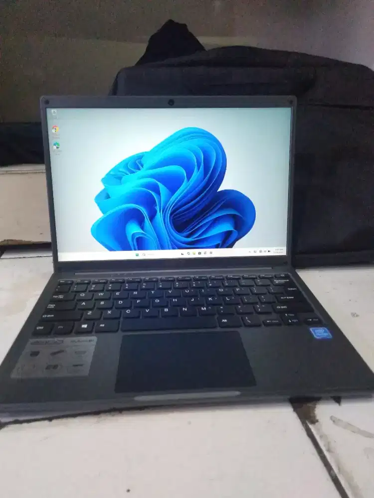 Laptop Mulus semuanya bagus