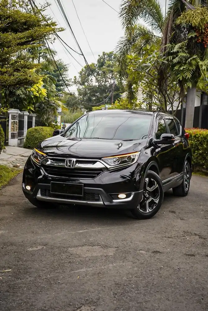 Honda CR-V TURBO 2020 LOW KM ISTIMEWA PLAT D