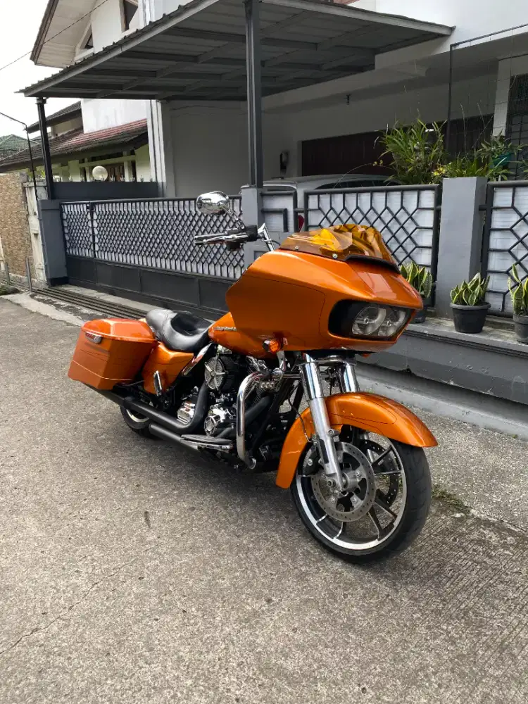 Road glide 2016 amber whiskey
