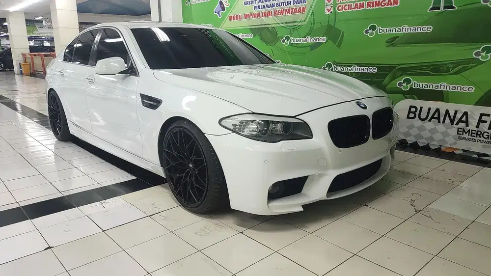 BMW 528i 2012 Bensin