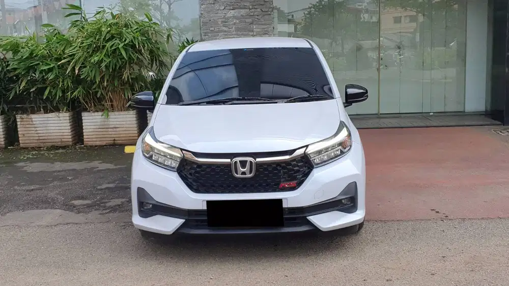 Honda Brio RS 1.2 CVT Putih NIK 2025 Gress Like New Low Km 1Rb Record