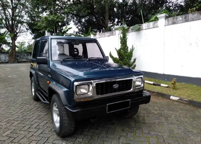 Daihatsu Feroza ( Orisinil Antik )