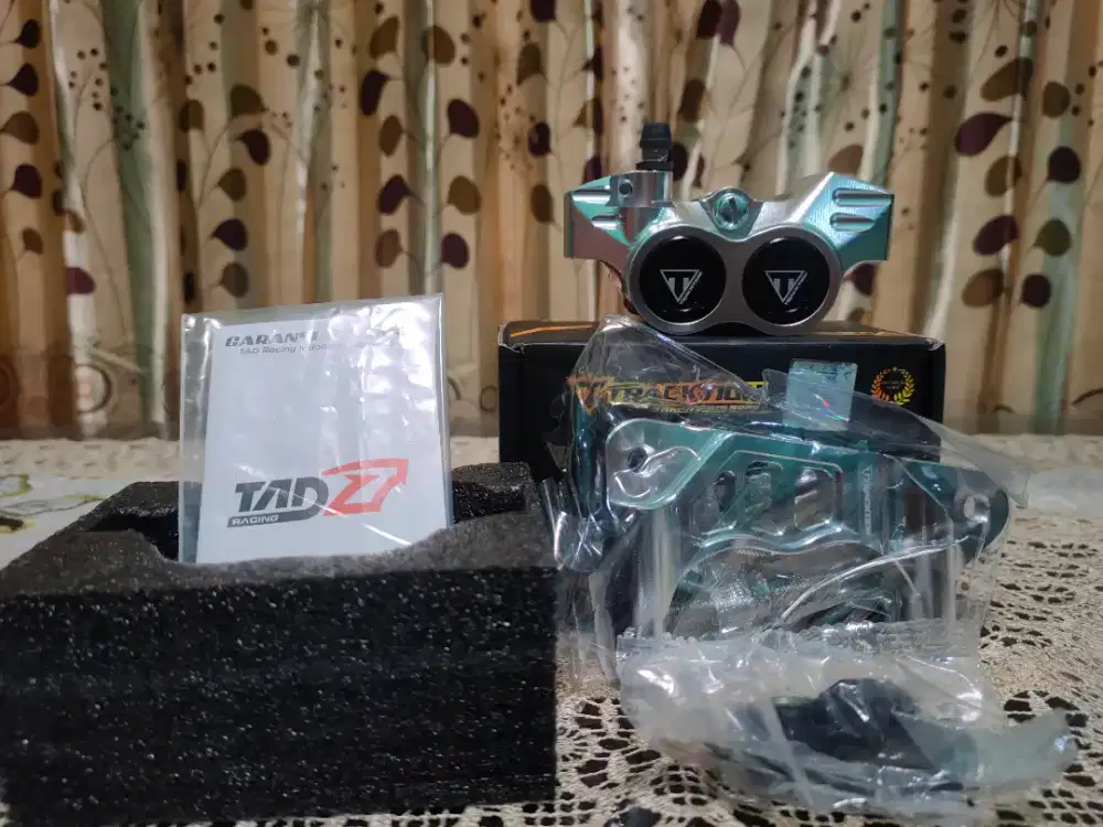 Kaliper honda beat vario merek traction + breket