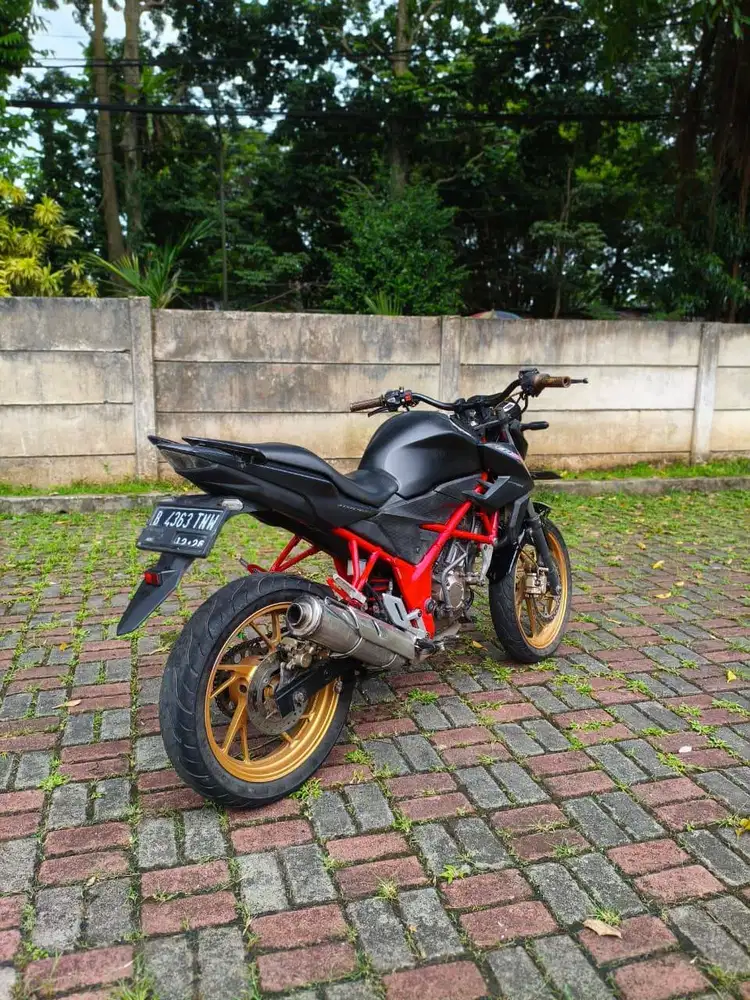 CB 150R 2016 Streetfire