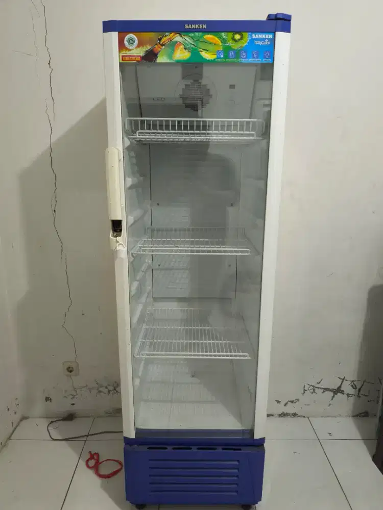 DIJUAL SHOWCASE SANKEN BEKAS JARANG PAKAI