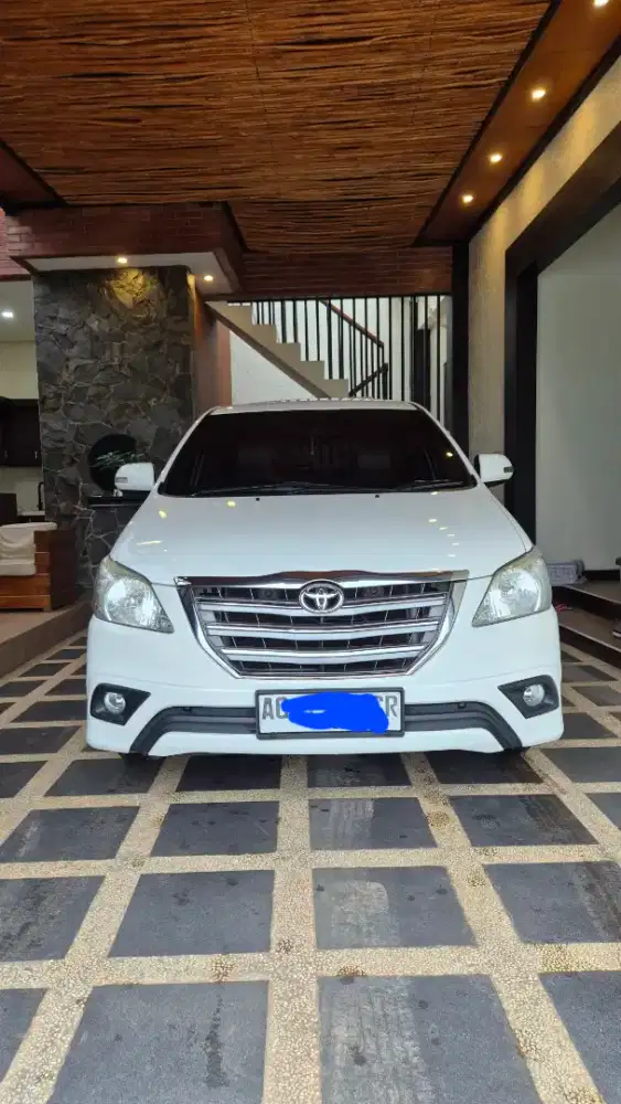 Toyota innova v 2.5 diesel matic