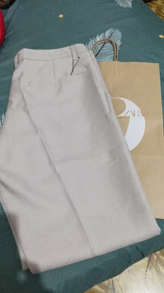 Jual celana ankle pants masih baru UK 34 panjang celana 90