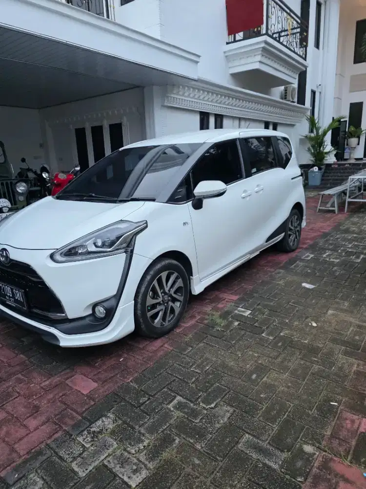 Sienta Q 2017 tangan pertama