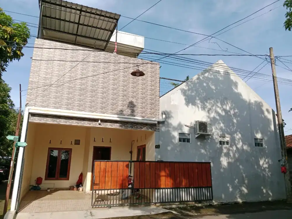 Rumah di Jogja Rumah 2 Lantai dekat PPPPTG Seni dan Budaya Klidon, Jalan Kaliurang KM 12, Uii jalan Kaliurang