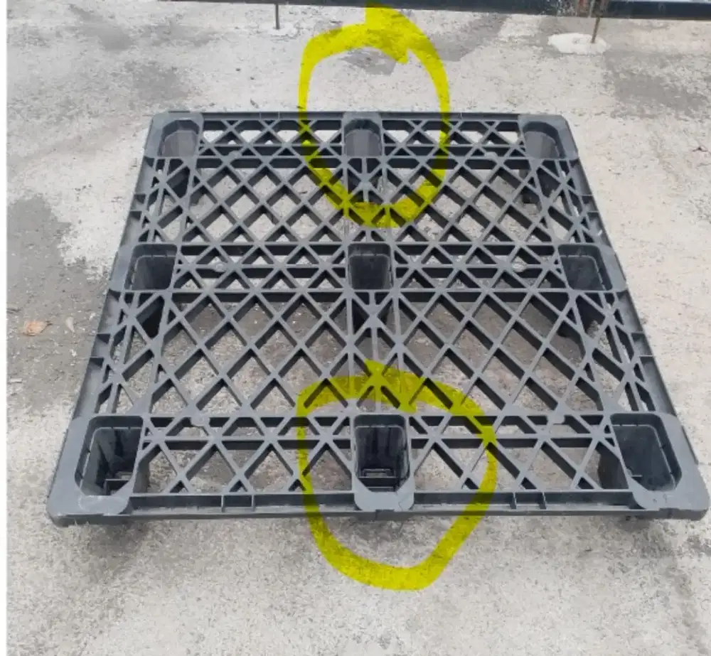 Pallet plastik bekas bagus