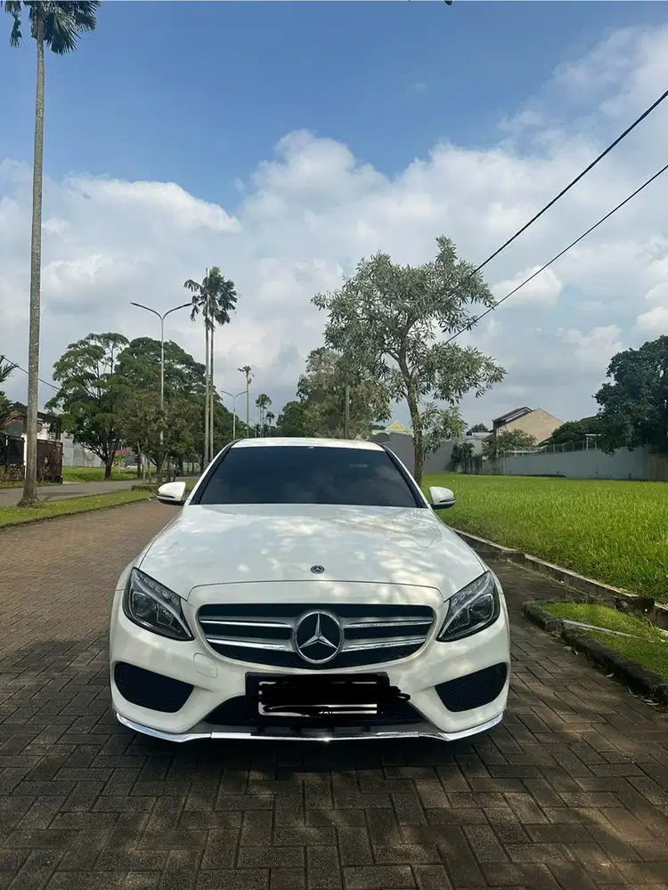 Mercedes-Benz C200 2018 Bensin