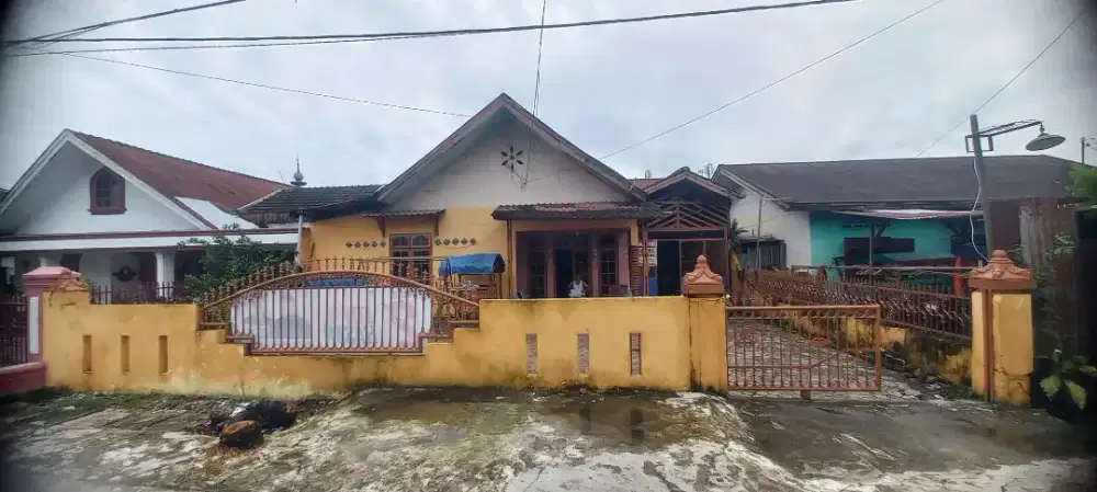 Dijual rumah di jalan Bromo