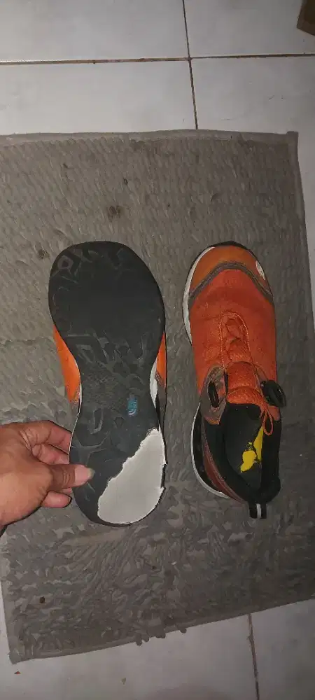 Sepatu Running joging padel TNF 41