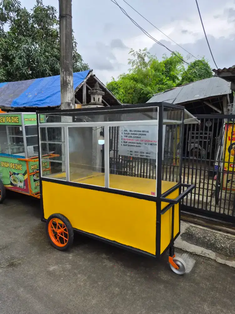 Gerobak Gorengan/ Ayam Bakar/ Minuman- Grobak Bekas